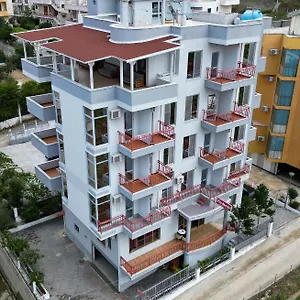 Vila Namiku Szálloda